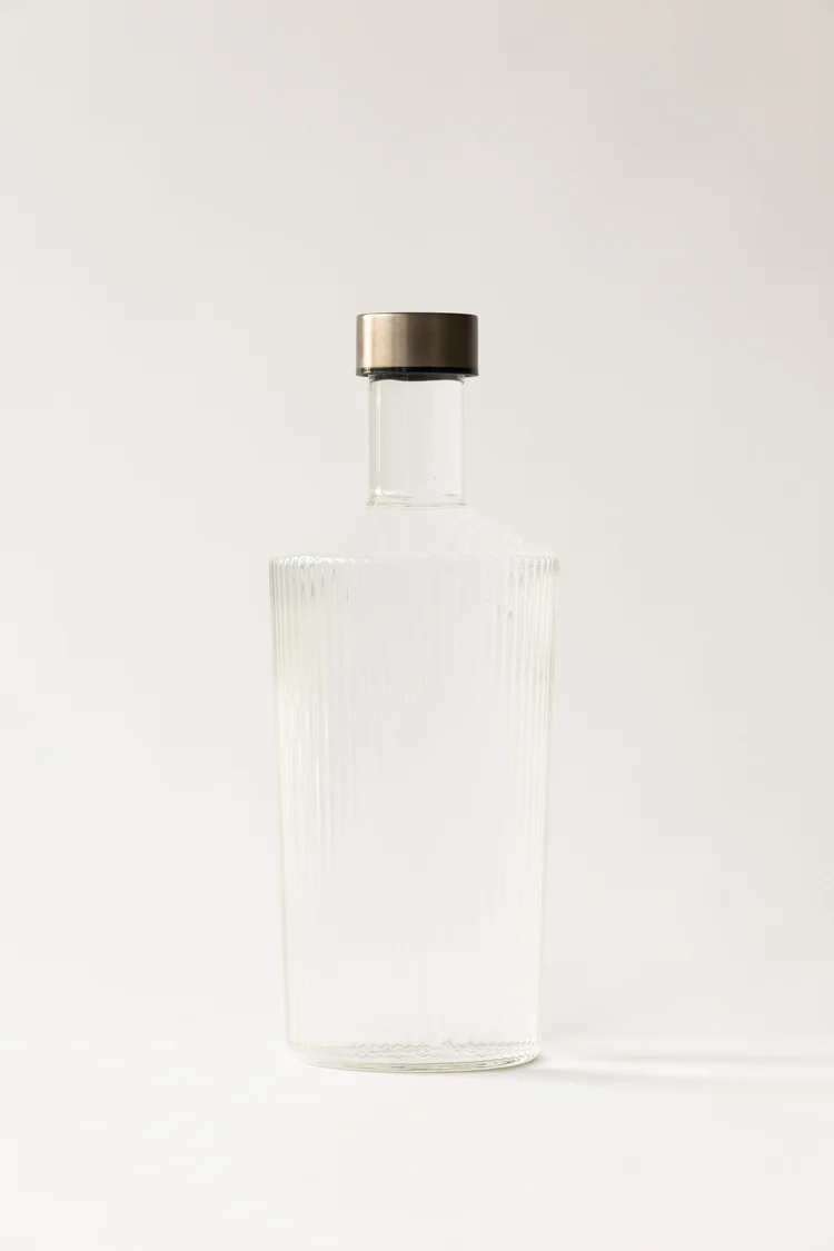 Räfflad glasflaska - Klarglas  1