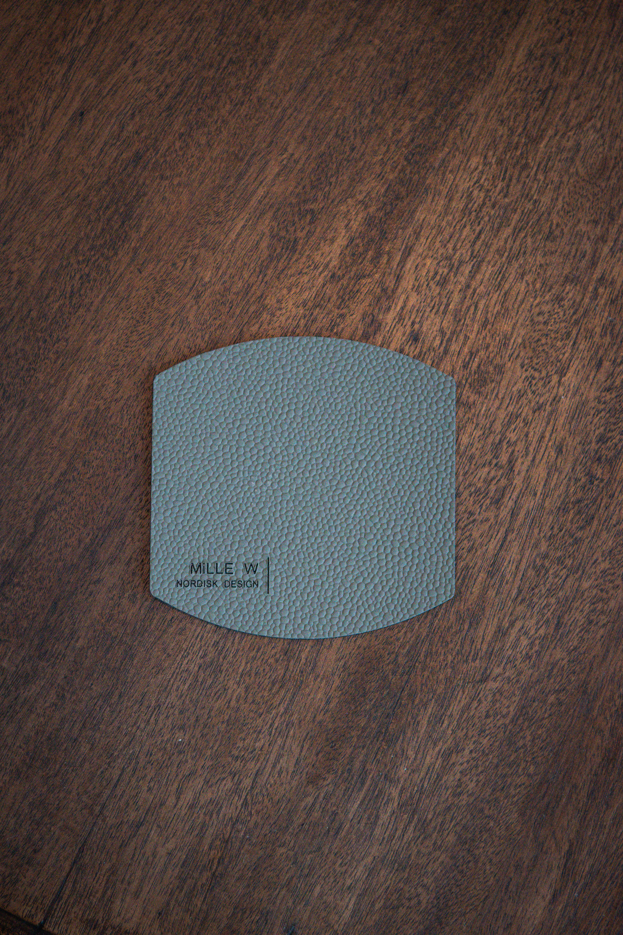 Glasunderlägg Ellips Grå