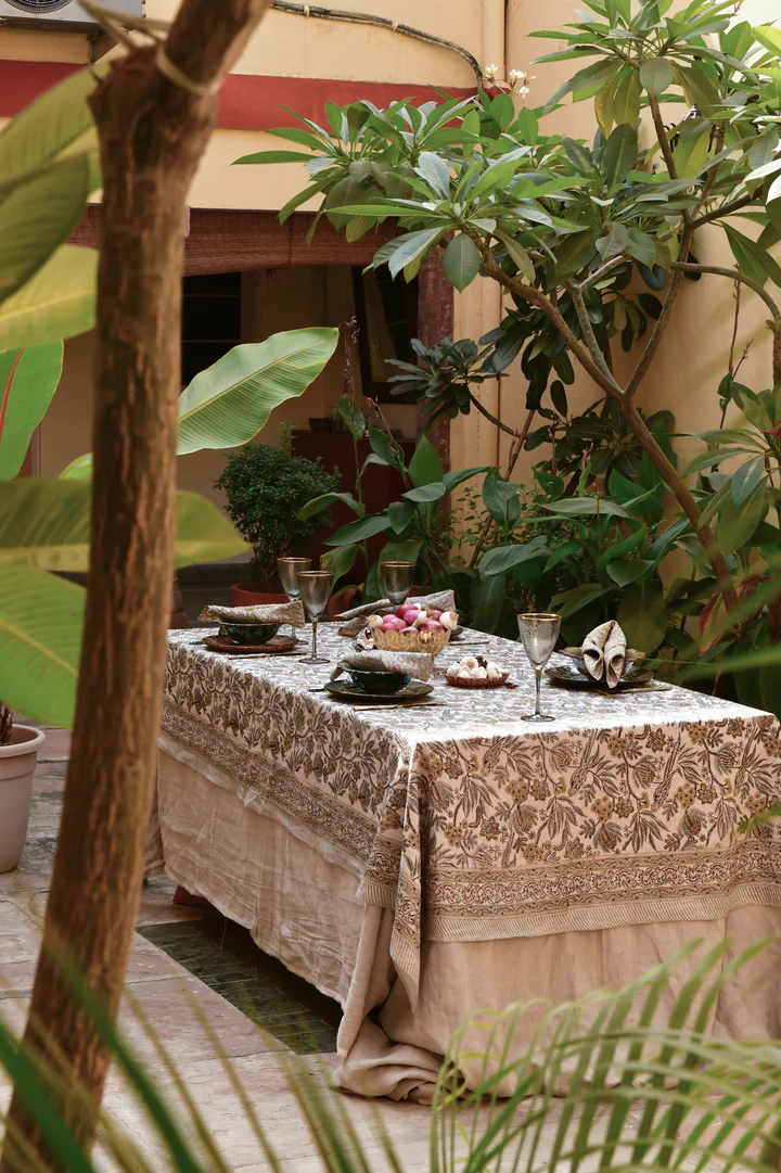 Duk Linne Parrot Blue Rund 220cm 1