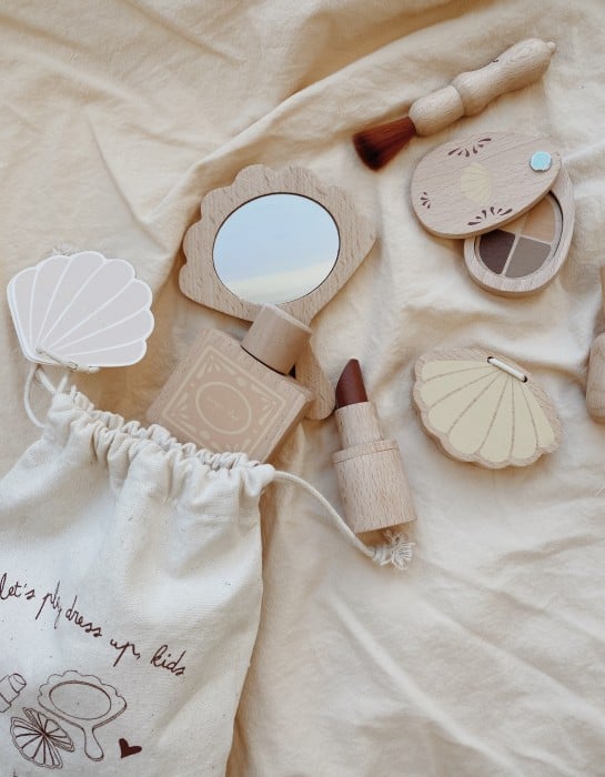 Leksakssminkset Trä