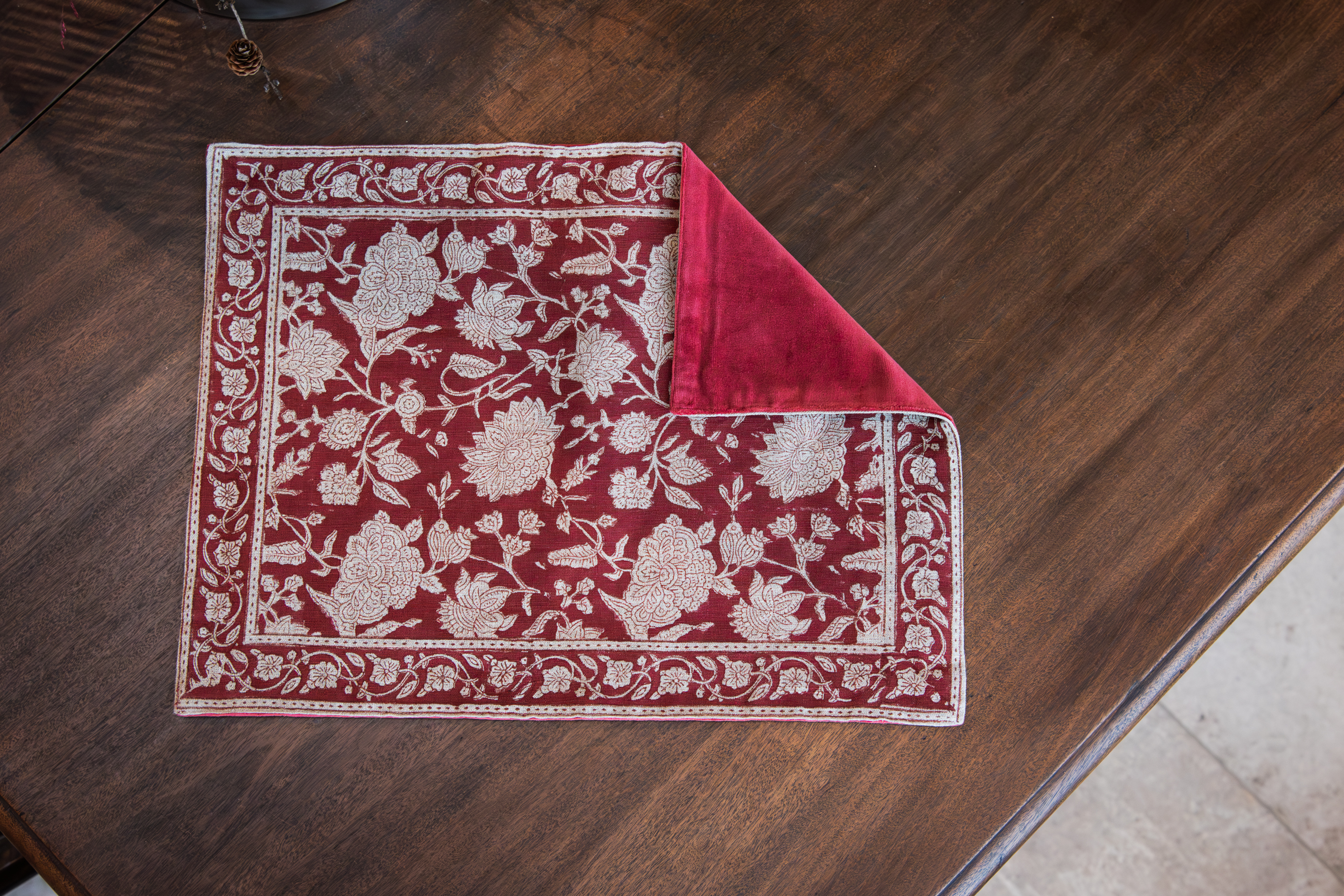 Tablett Linne Indian Rose Dusty Red 37x50cm 2-pack 2