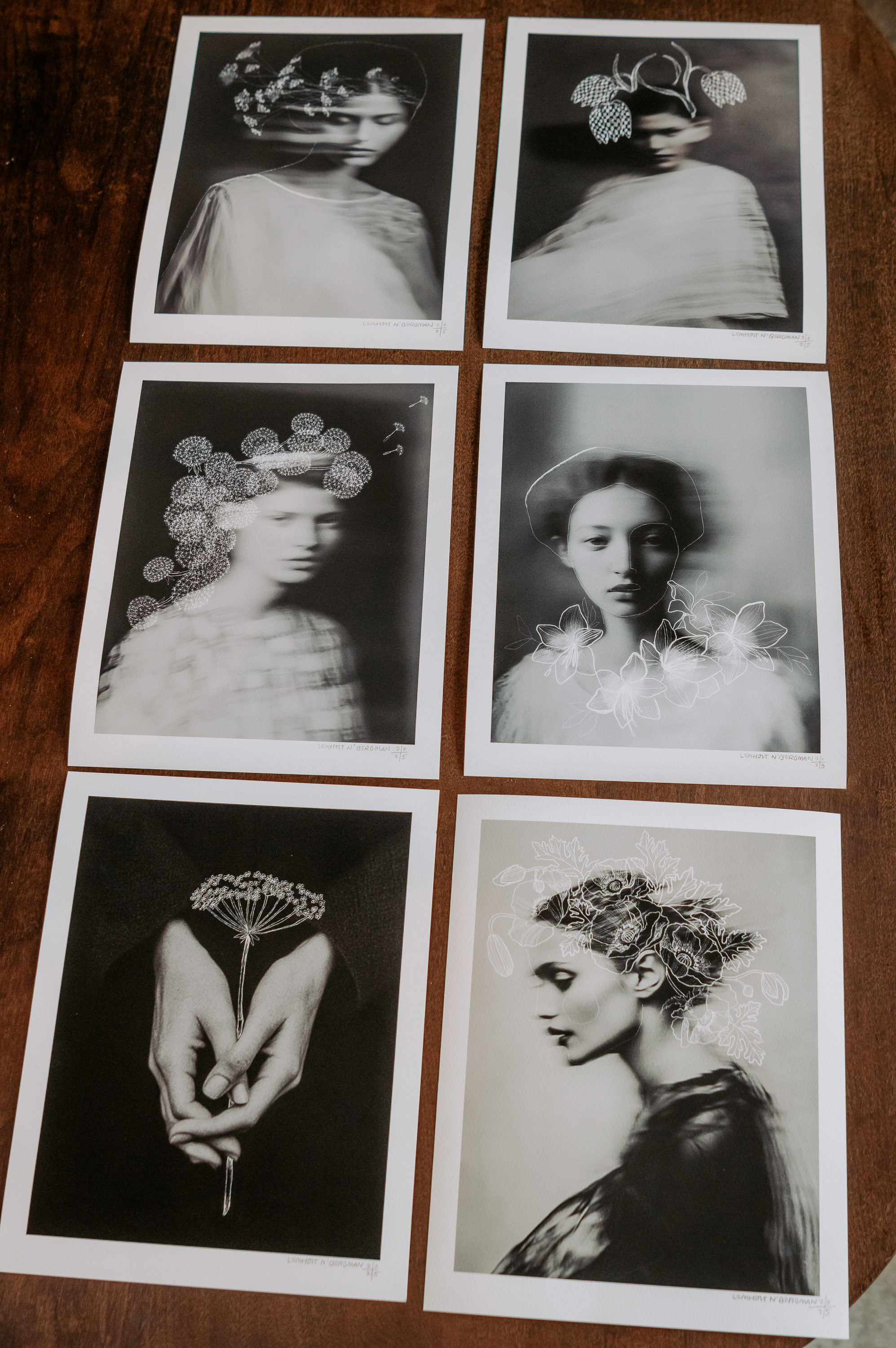 Art paper - Blomma i händerna 1